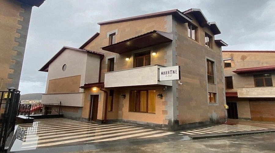 Отель Марроне