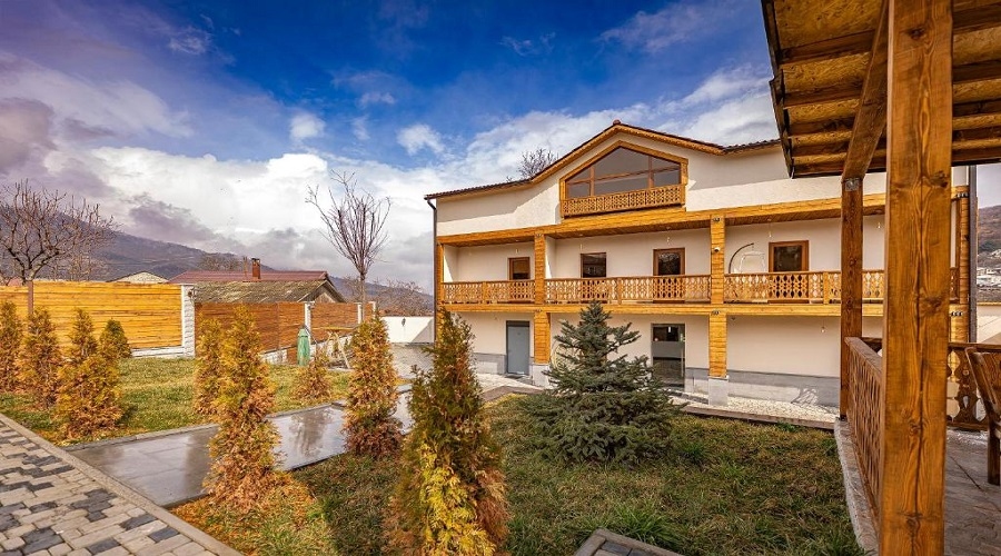 Taniqinn Dilijan