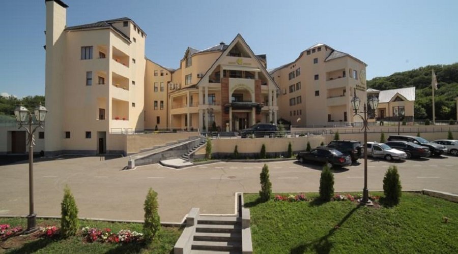 Отель Мулти Рест Хаус